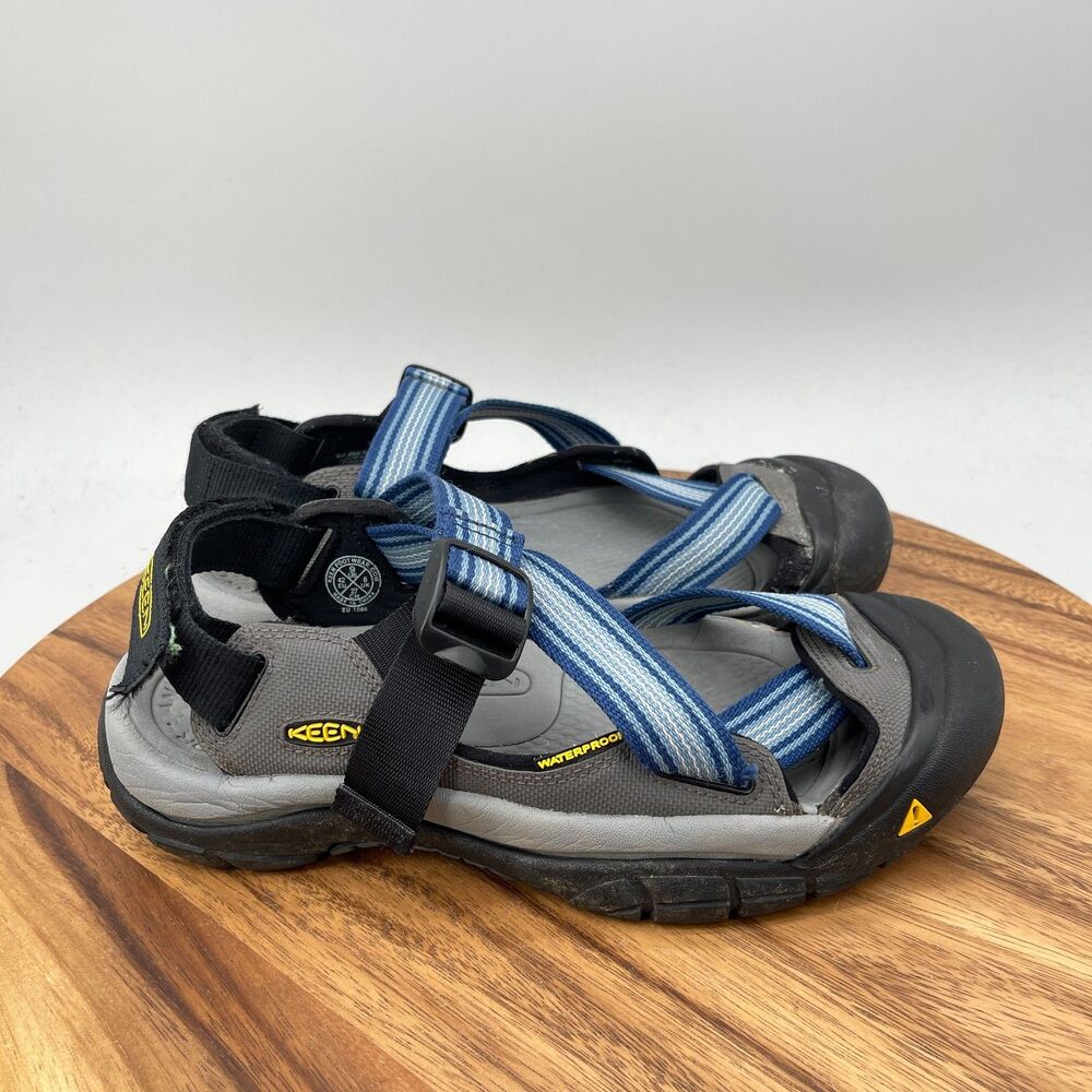 KEEN Zerraport II Sandals Mens Size 9 Blue Trail Hiking Walking Outdoor Shoes
